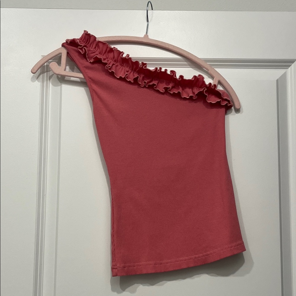 One-Shoulder Ruffle Pink Top